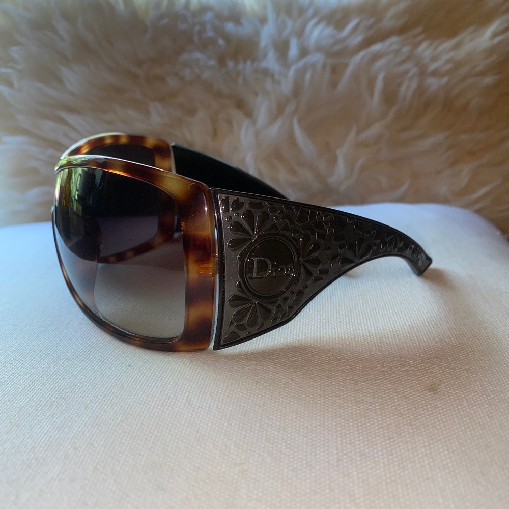 Dior sunglasses